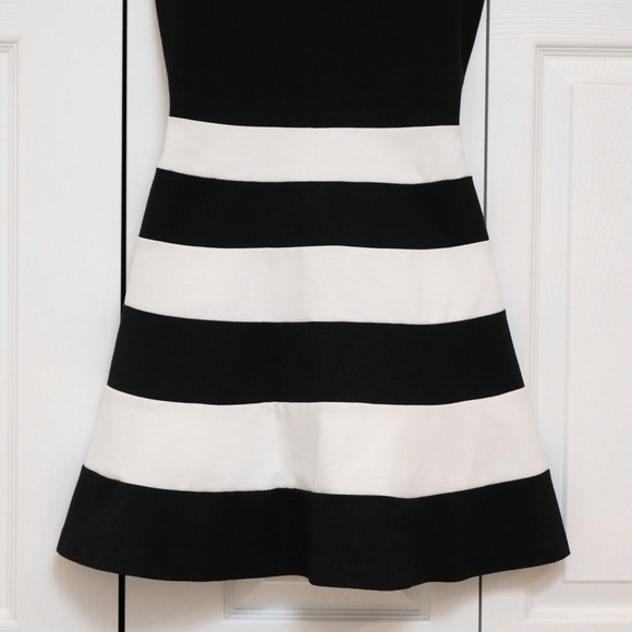 Express Mini Dress Black & White stripe Nautical NWOT - Picture 9 of 10